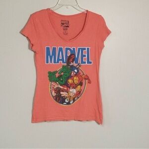 🌴 Marvel Comics Retro Avengers Graphic T-shirt